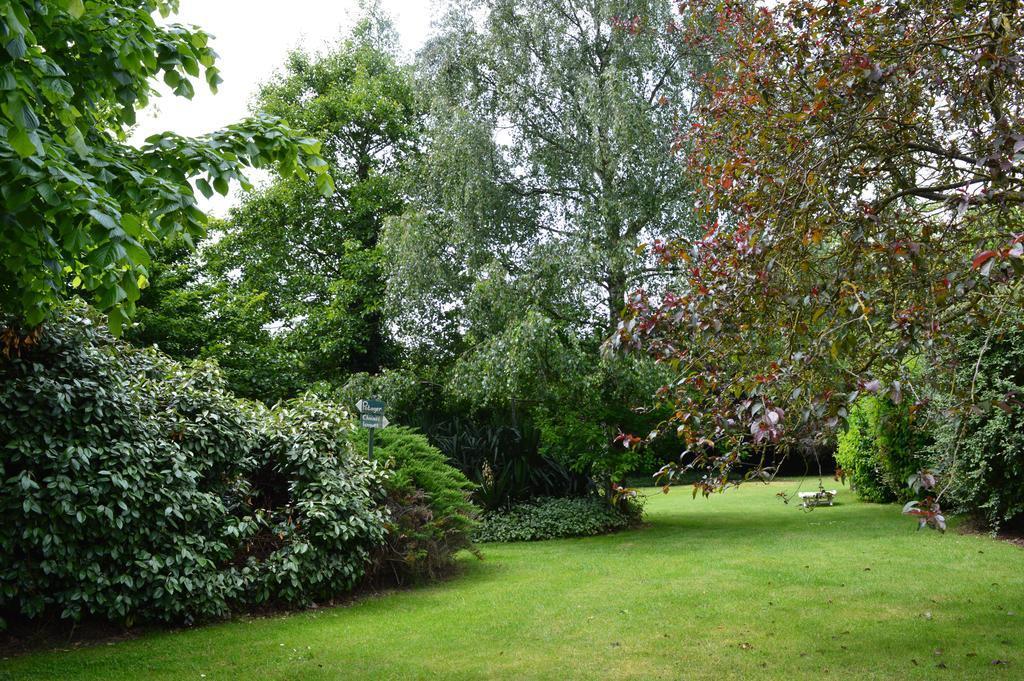 Gites Au Clos Du Lit Saint-Aaron Bagian luar foto