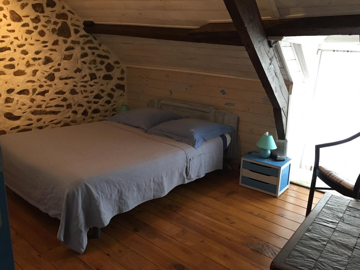 Gites Au Clos Du Lit Saint-Aaron Bagian luar foto