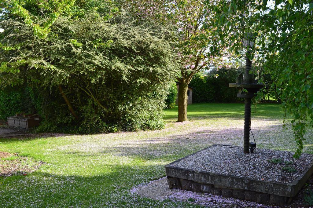 Gites Au Clos Du Lit Saint-Aaron Bagian luar foto
